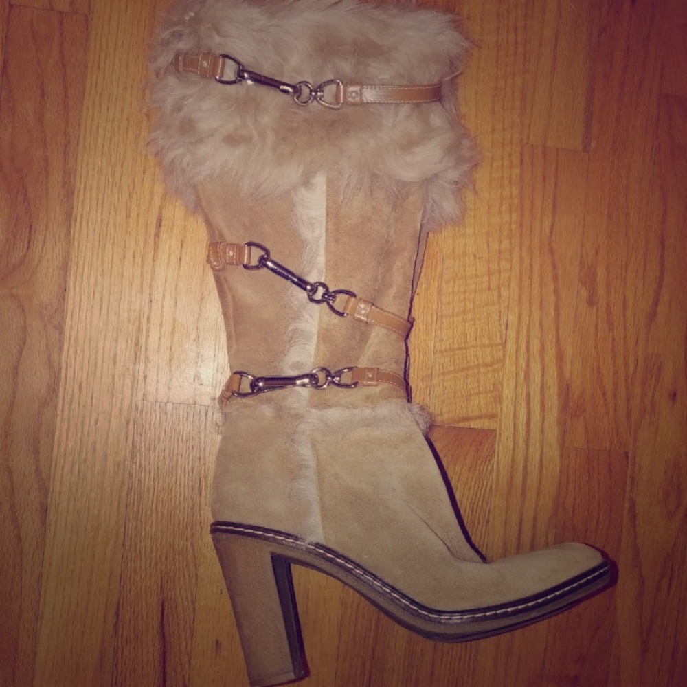 Coach boots